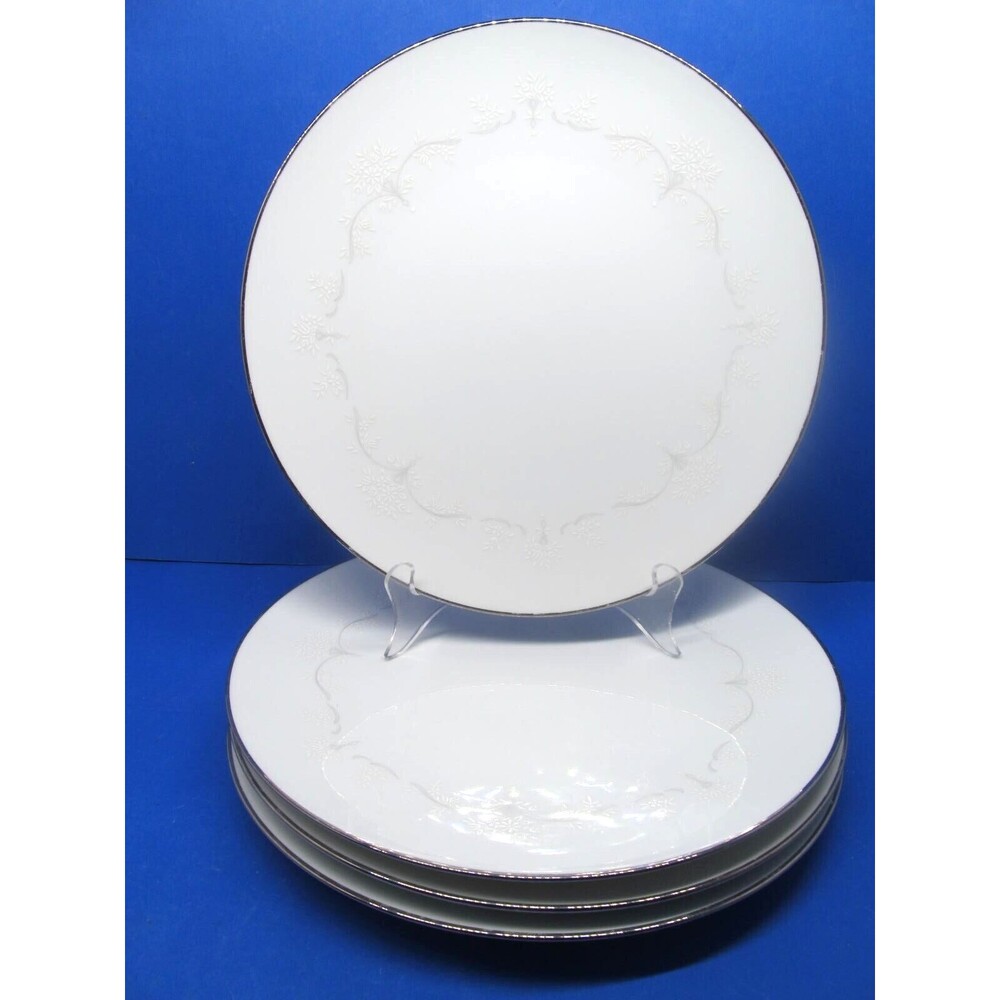 Noritake Whitebrook White 10 1/2" Dinner Plates Bundle of 4